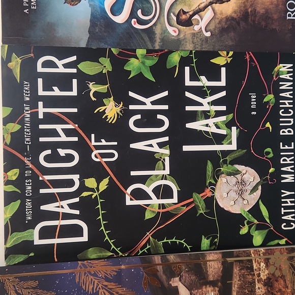 Book Bundle Fantasy & m Mystery Paperback books set - Picture 3 of 12